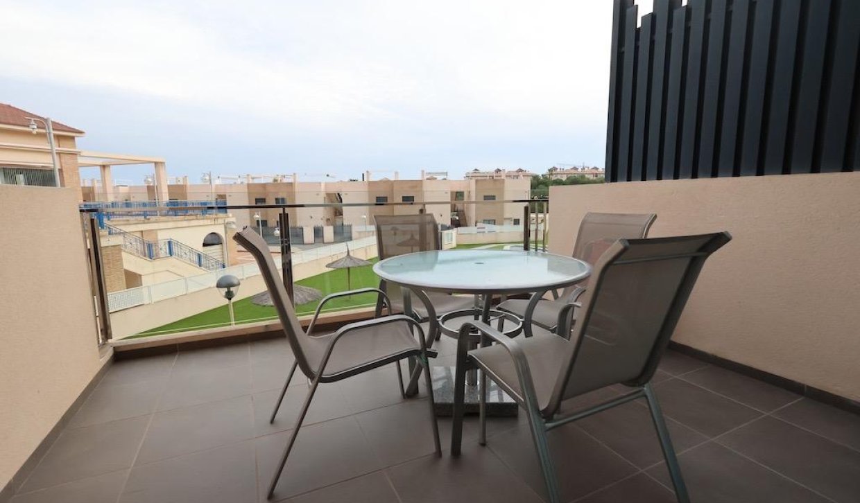 Resale - Apartment  - Orihuela Costa - La Zenia