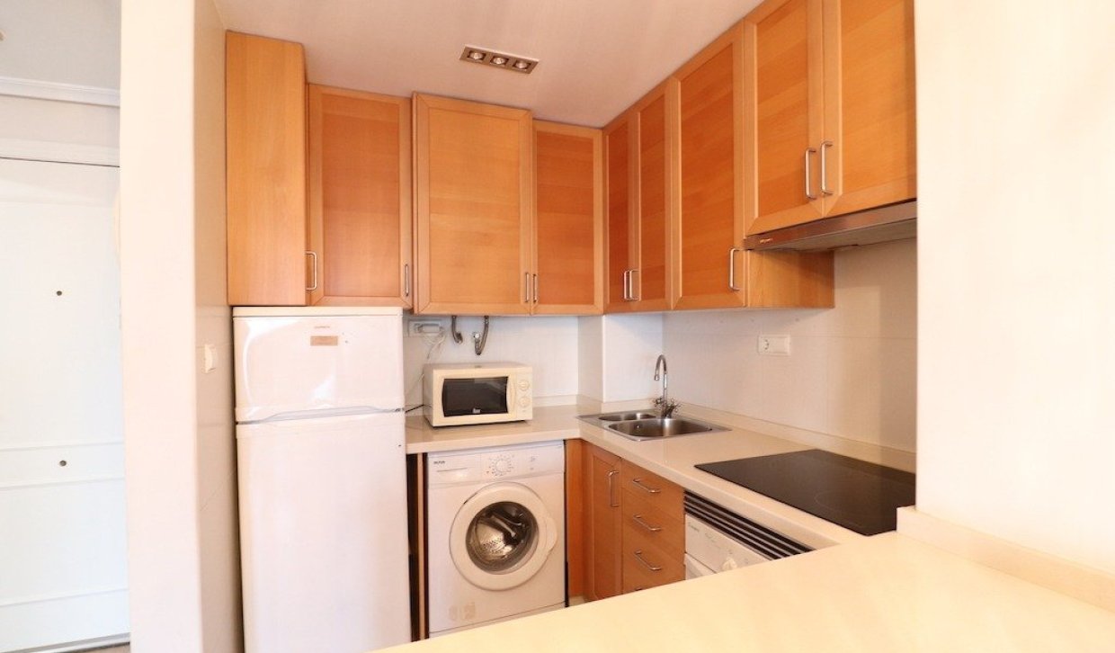 Verhuur - Appartement  - Orihuela Costa - Campoamor