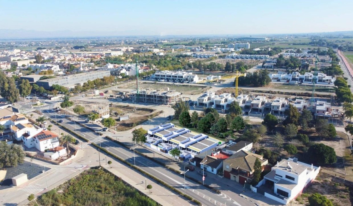 Obra nueva - Adosado - Dolores - Sector 3