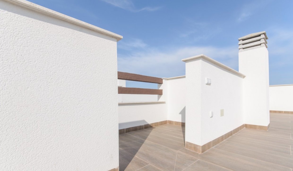 Obra nueva - Bungalow en la planta superior - Torrevieja - Los balcones