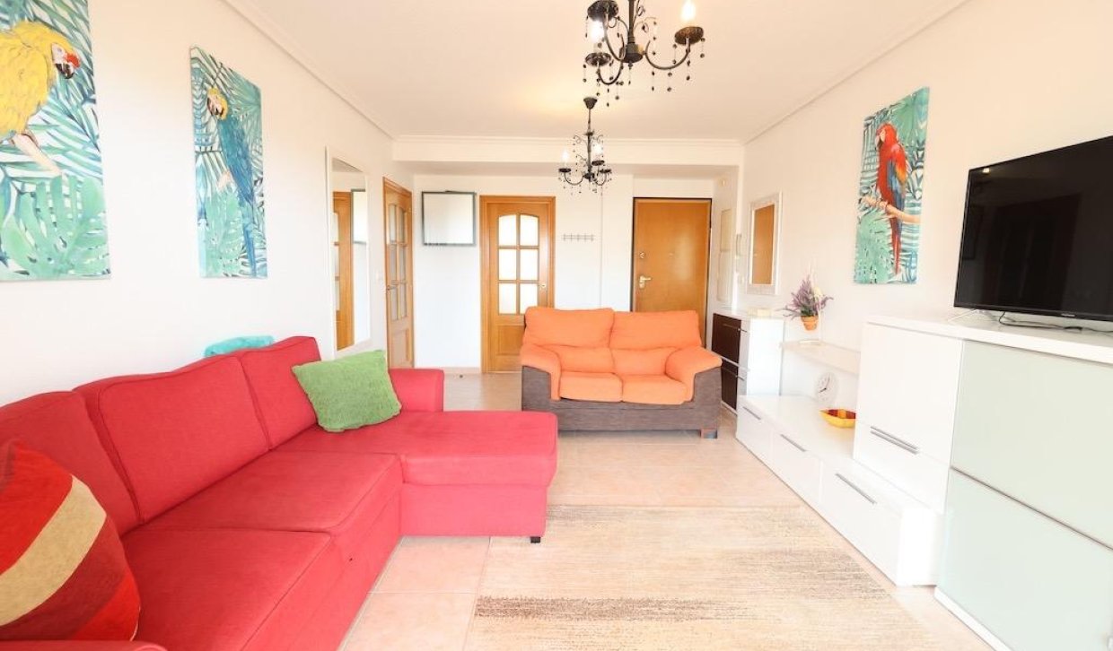 Resale - Apartment  - Orihuela Costa - Campoamor