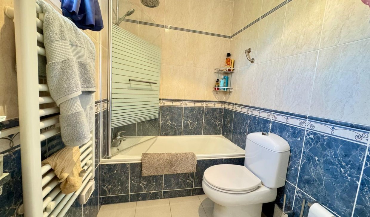 Segunda Mano - Chalet - Torrevieja - Los Altos