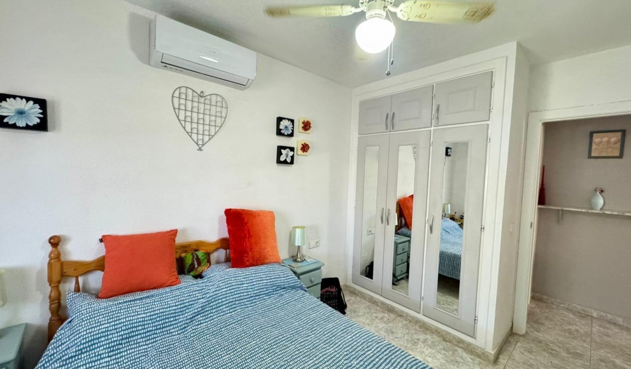 Segunda Mano - Chalet - Torrevieja - Los Altos