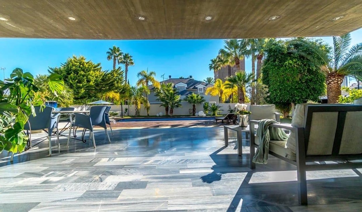 Resale - Villa - Orihuela Costa - Campoamor