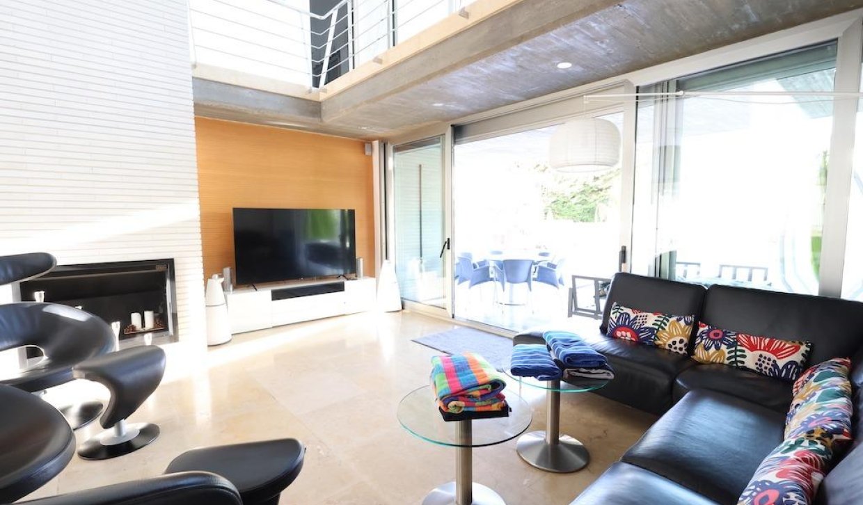 Resale - Villa - Orihuela Costa - Campoamor