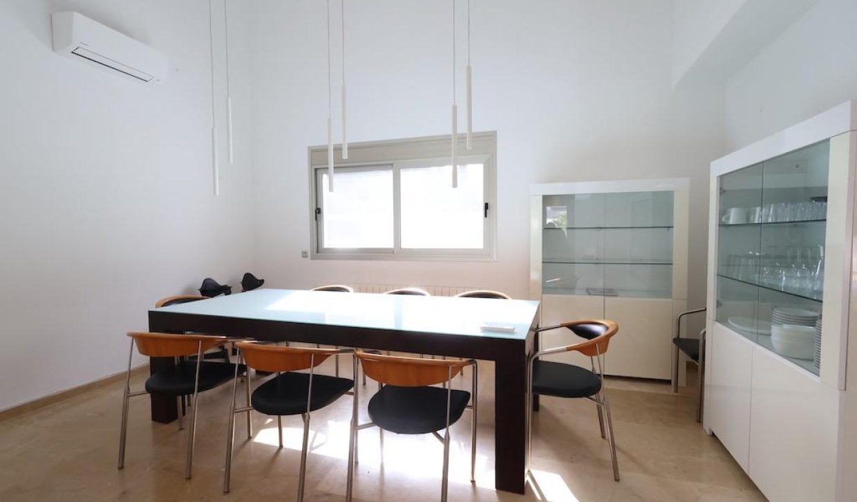 Resale - Villa - Orihuela Costa - Campoamor