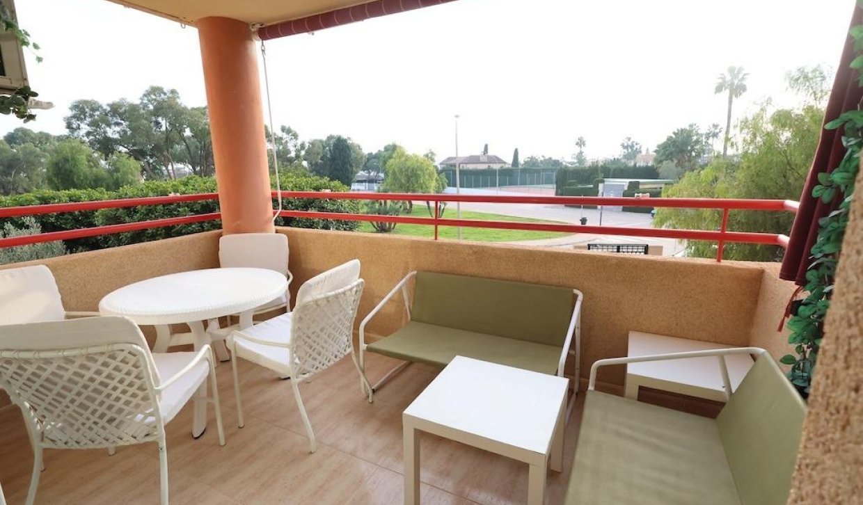 Resale - Apartment  - Orihuela Costa - Campoamor