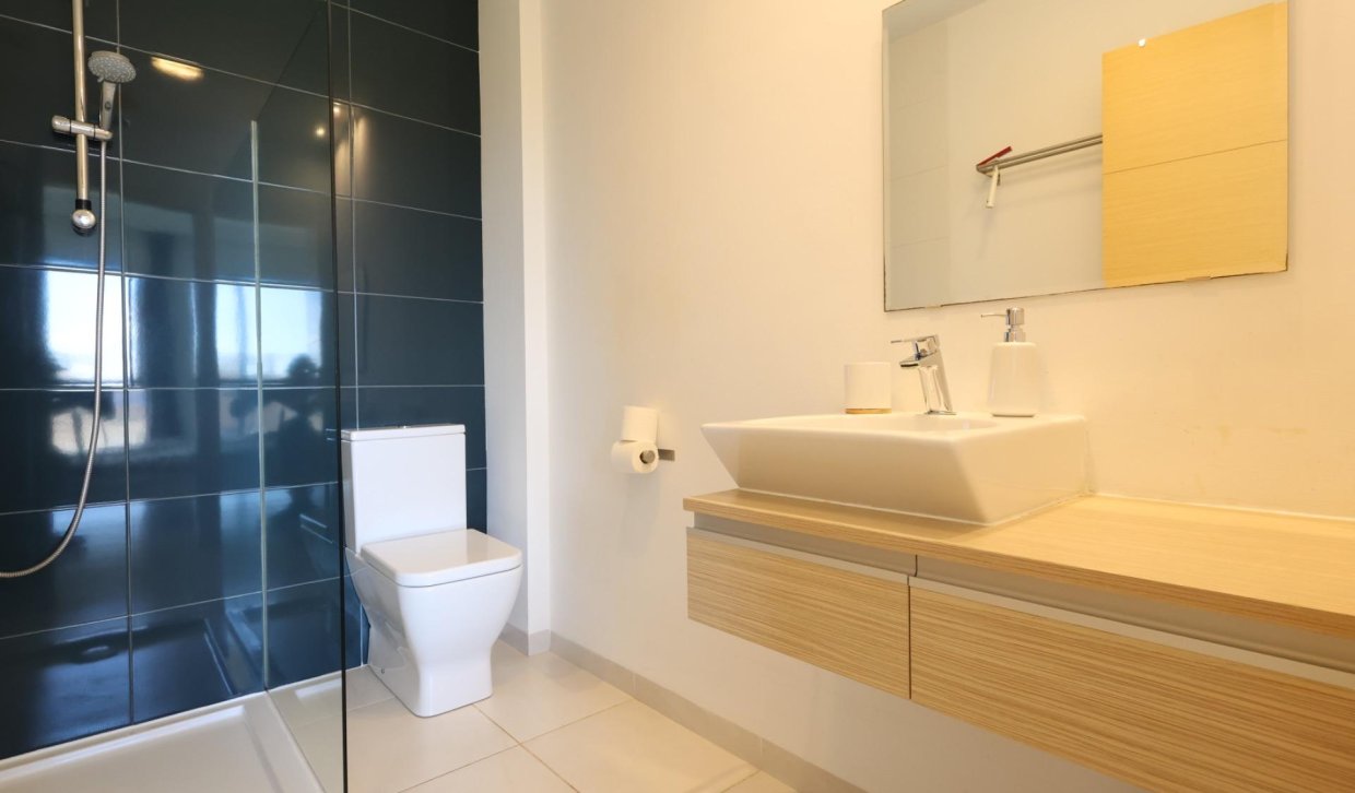 Segunda Mano - Apartamento  - Orihuela Costa - La Zenia