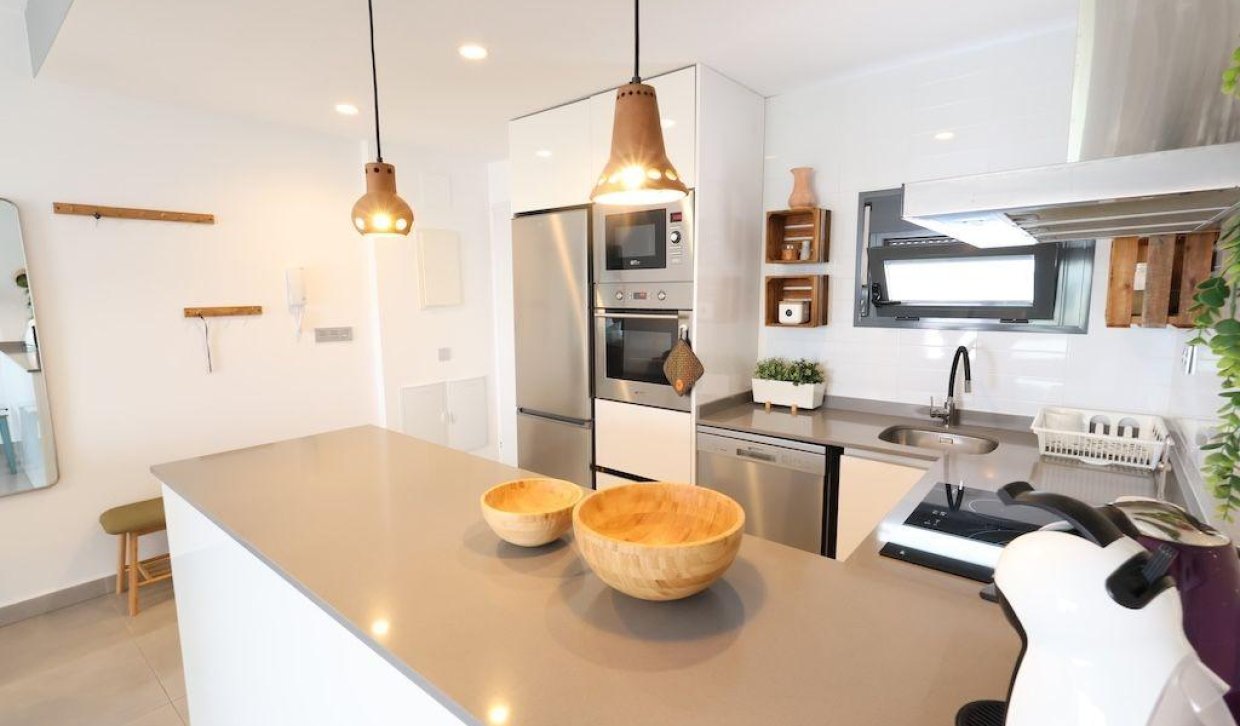 Resale - Upper floor bungalow - Pilar de la Horadada - Zona Pueblo