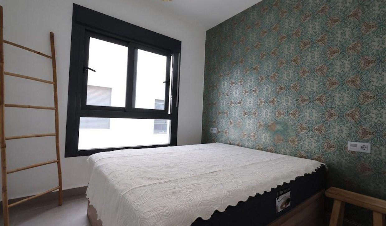 Resale - Upper floor bungalow - Pilar de la Horadada - Zona Pueblo