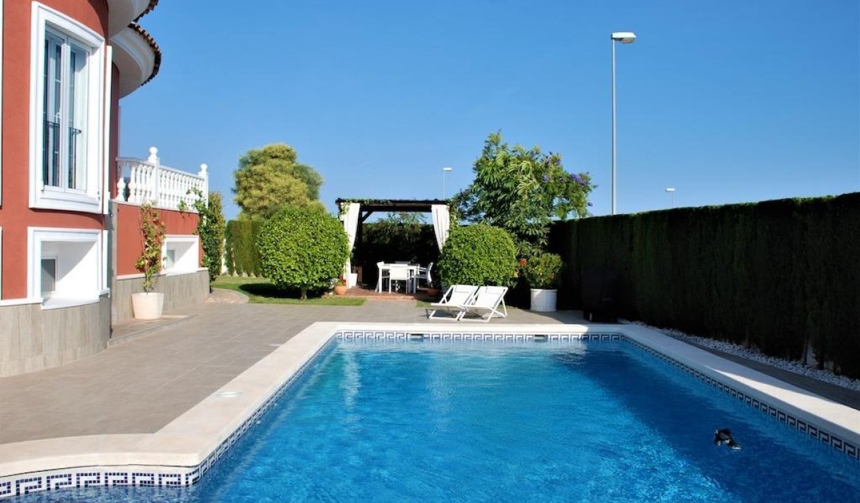 Resale - Chalet - Rojales - Centro de la Ciudad Quesada