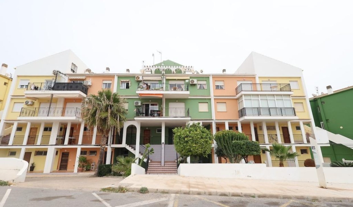 Resale - Apartment  - Torrevieja - La veleta