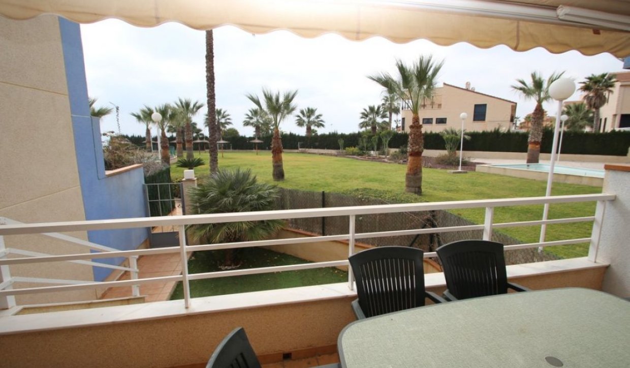 Alquiler a largo plazo - Apartamento - Orihuela Costa - Cabo Roig