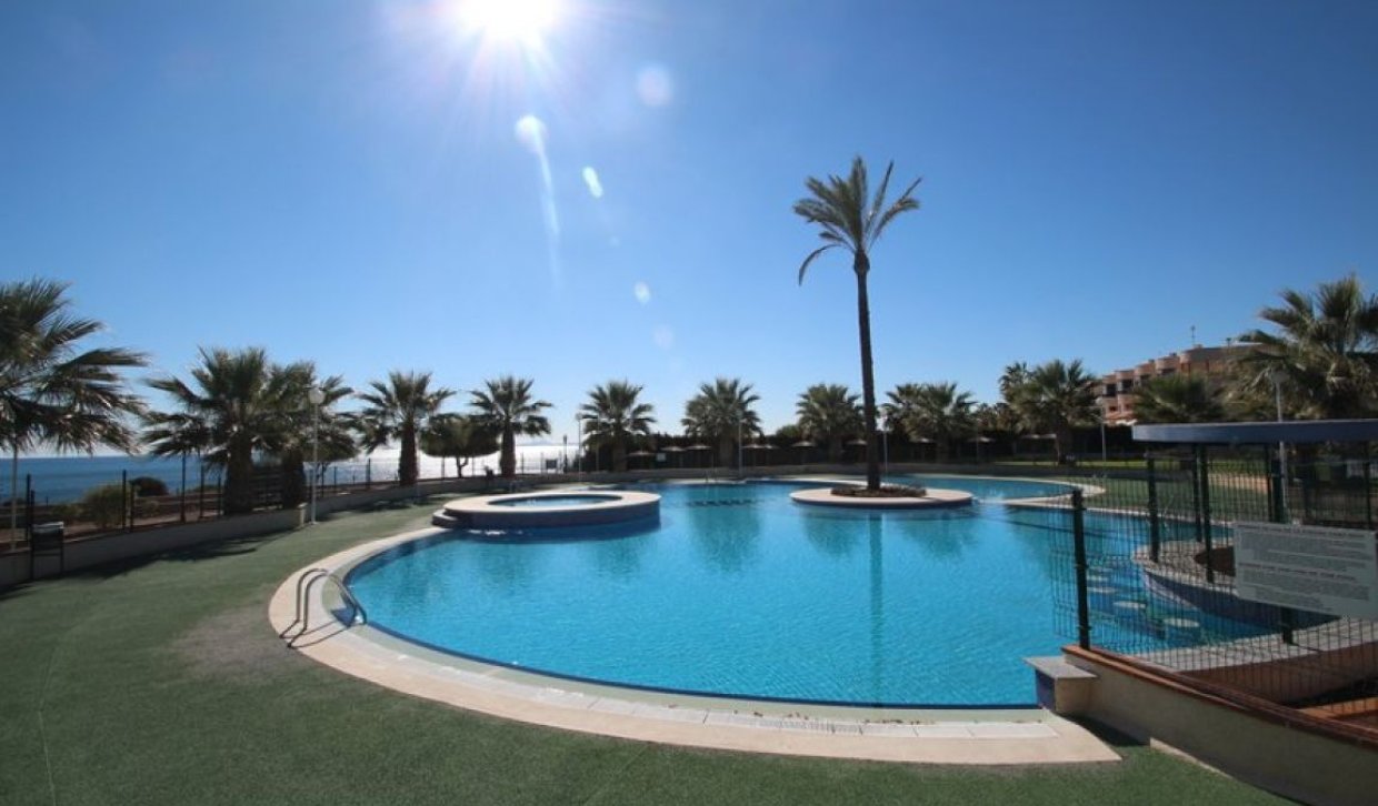 Alquiler a largo plazo - Apartamento - Orihuela Costa - Cabo Roig