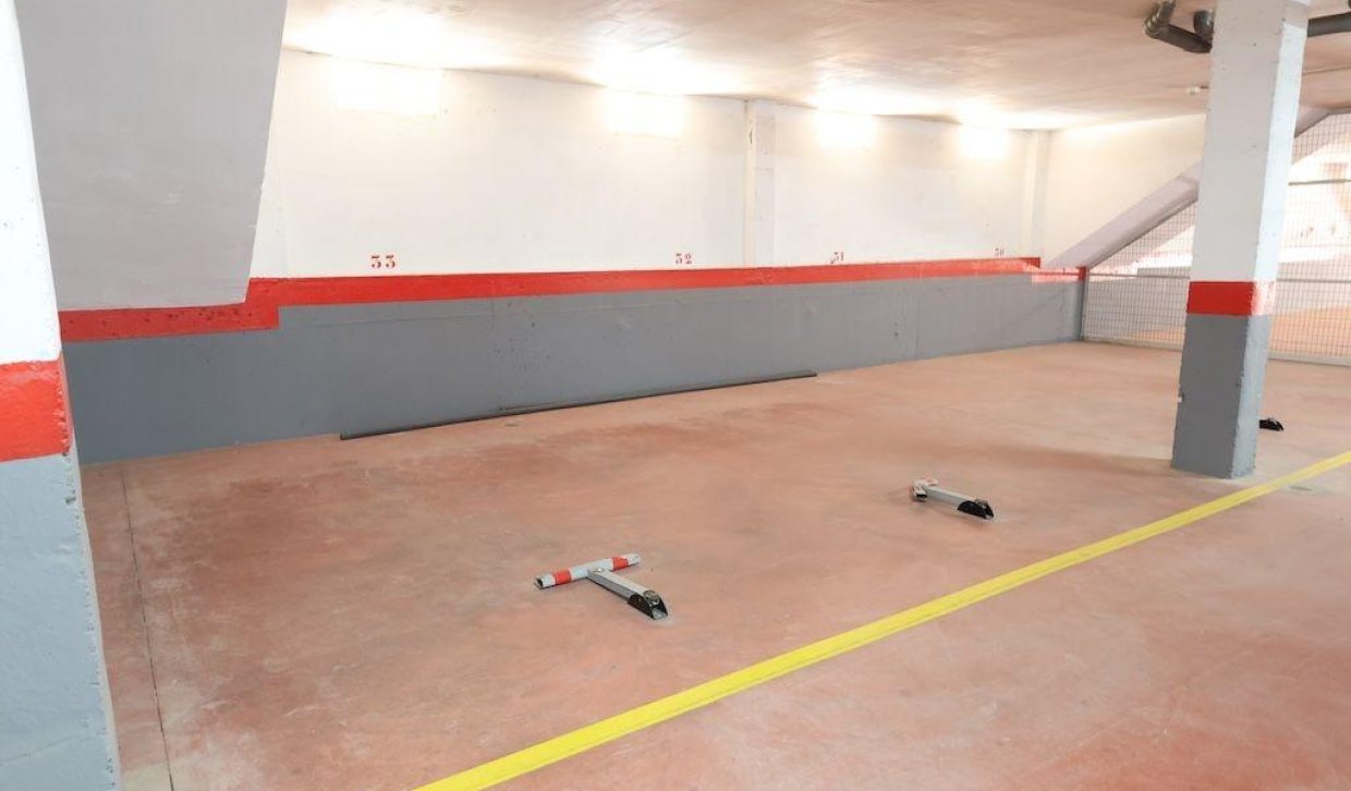 Segunda Mano - Parking - Orihuela Costa - Campoamor