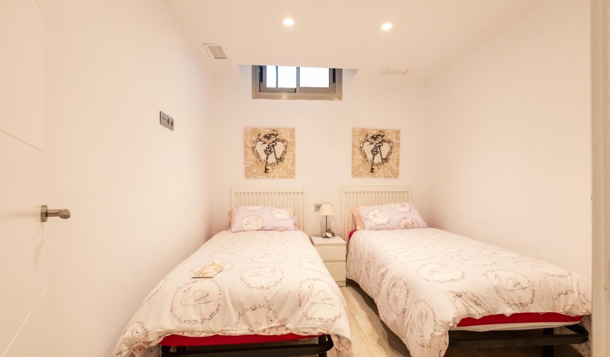 Segunda Mano - Chalet - Orihuela Costa - PAU 26