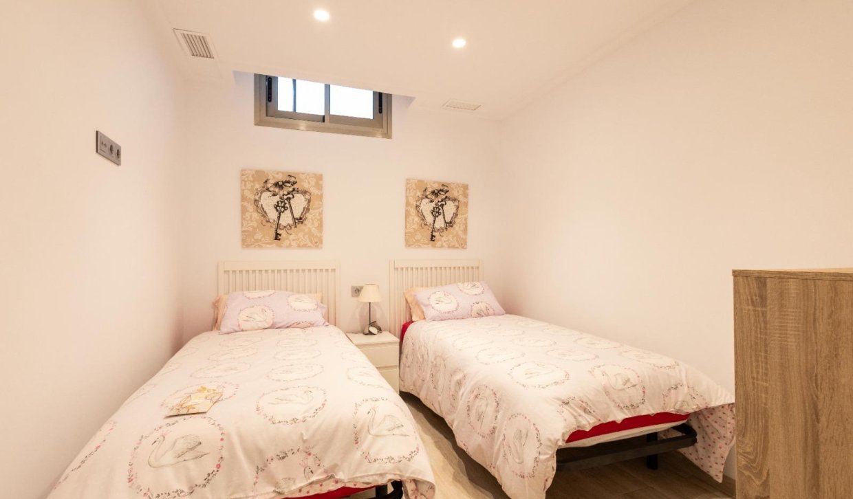 Segunda Mano - Chalet - Orihuela Costa - PAU 26