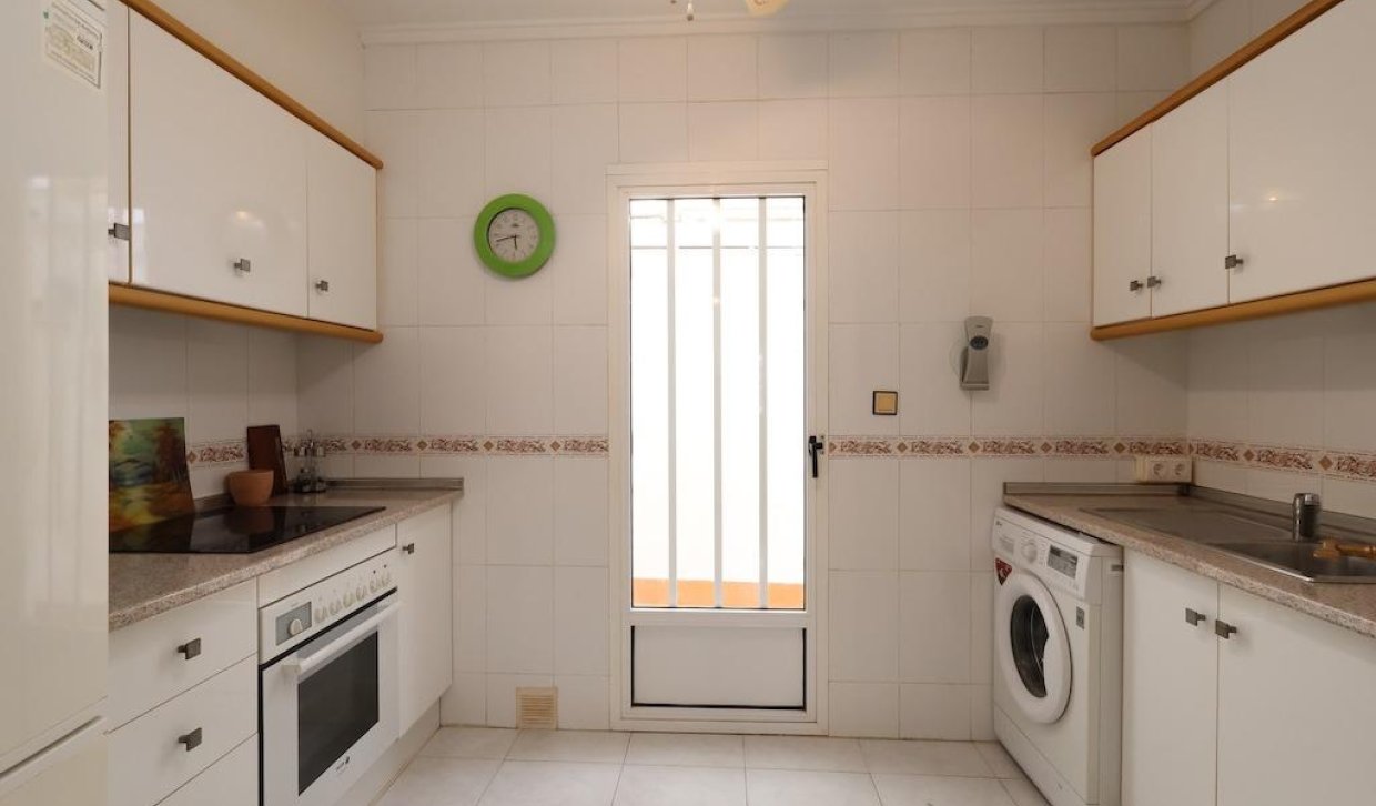 Segunda Mano - Bungalow - Torrevieja - Carrefour