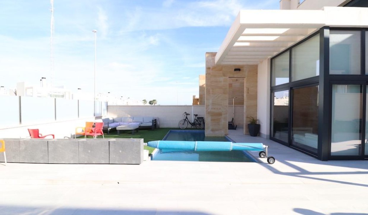 Segunda Mano - Villa - Orihuela Costa - Lomas de Cabo Roig