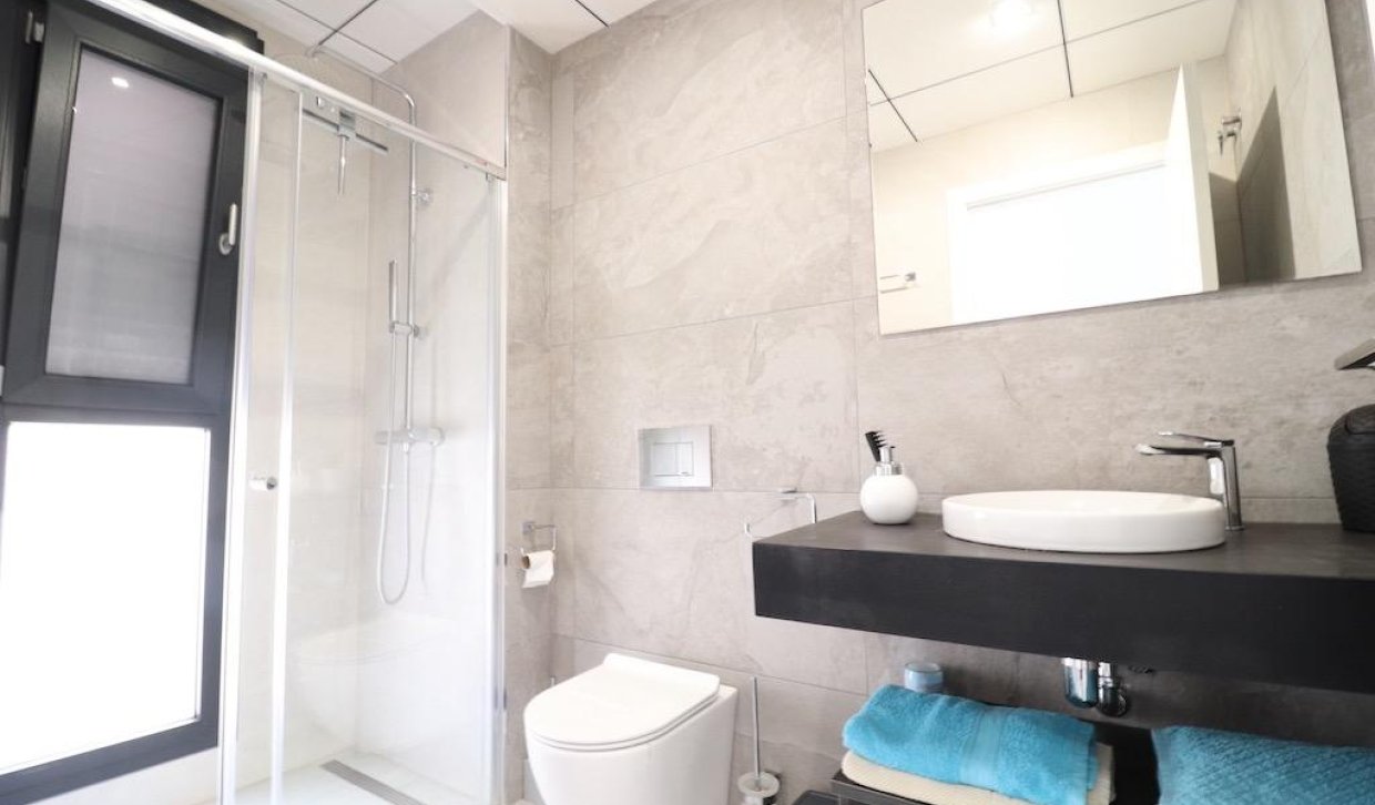 Segunda Mano - Villa - Orihuela Costa - Lomas de Cabo Roig