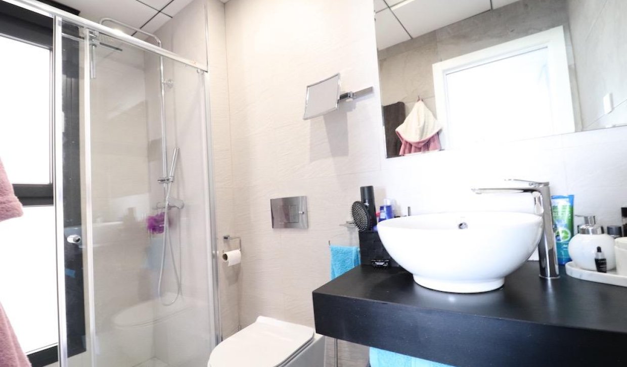 Segunda Mano - Villa - Orihuela Costa - Lomas de Cabo Roig