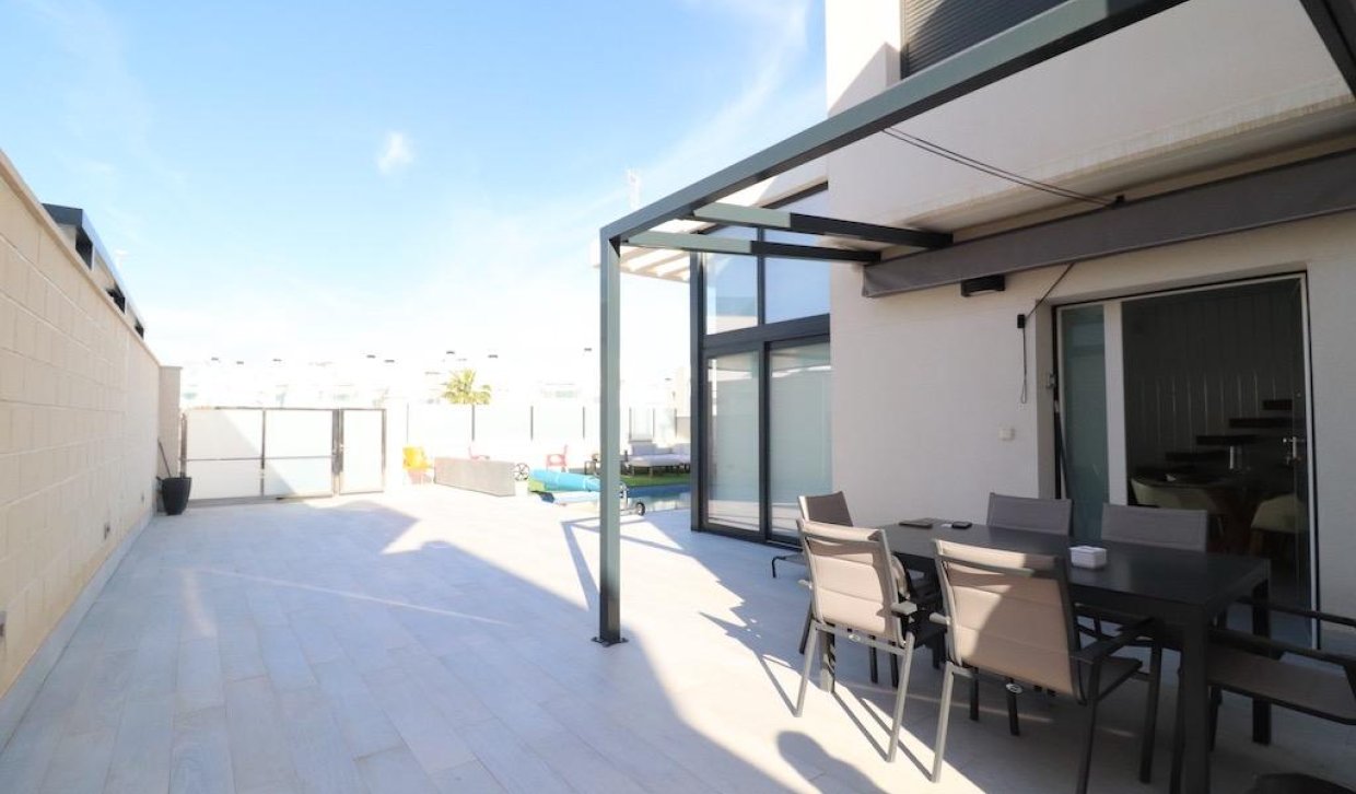 Segunda Mano - Villa - Orihuela Costa - Lomas de Cabo Roig