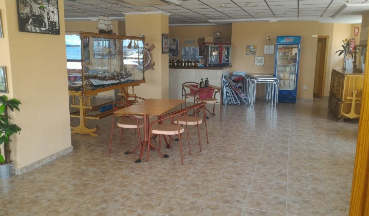 Segunda Mano - Local comercial - Torrevieja - Acequion