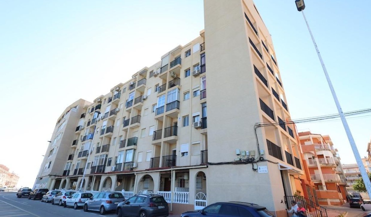 Segunda Mano - Apartamento  - Torrevieja - La Mata pueblo
