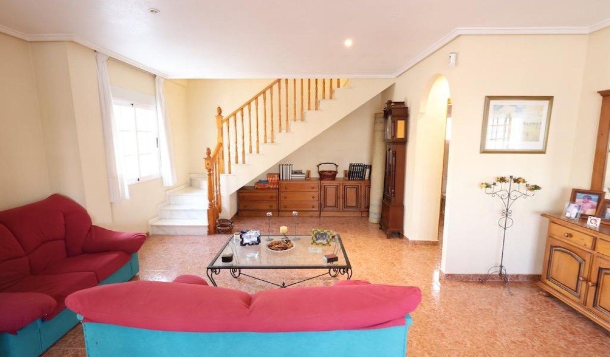 Resale - Chalet - Torrevieja - Los Balcones - Los Altos del Edén