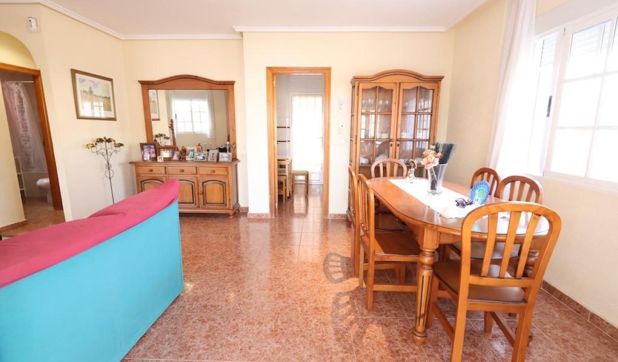 Resale - Chalet - Torrevieja - Los Balcones - Los Altos del Edén