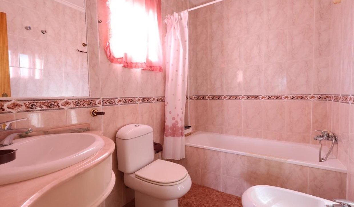 Resale - Chalet - Torrevieja - Los Balcones - Los Altos del Edén