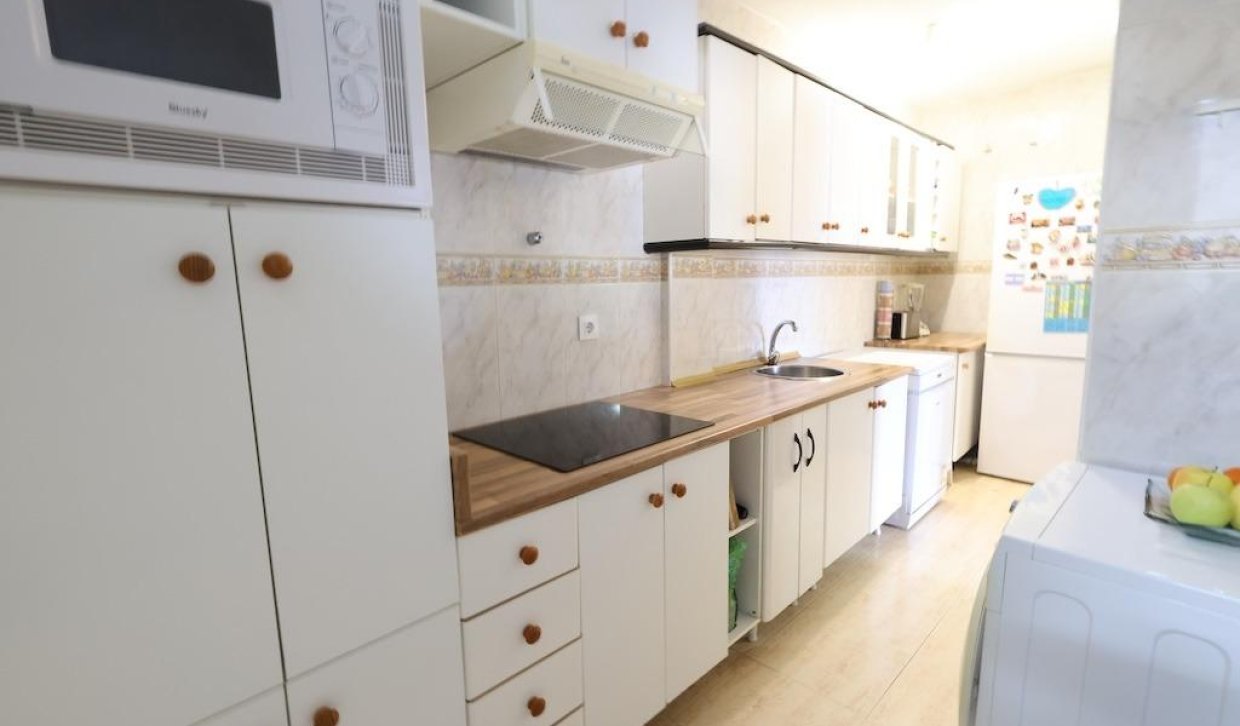 Resale - semi-detached house - Torrevieja - Torretas