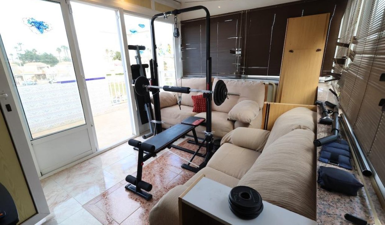 Resale - semi-detached house - Torrevieja - Torretas