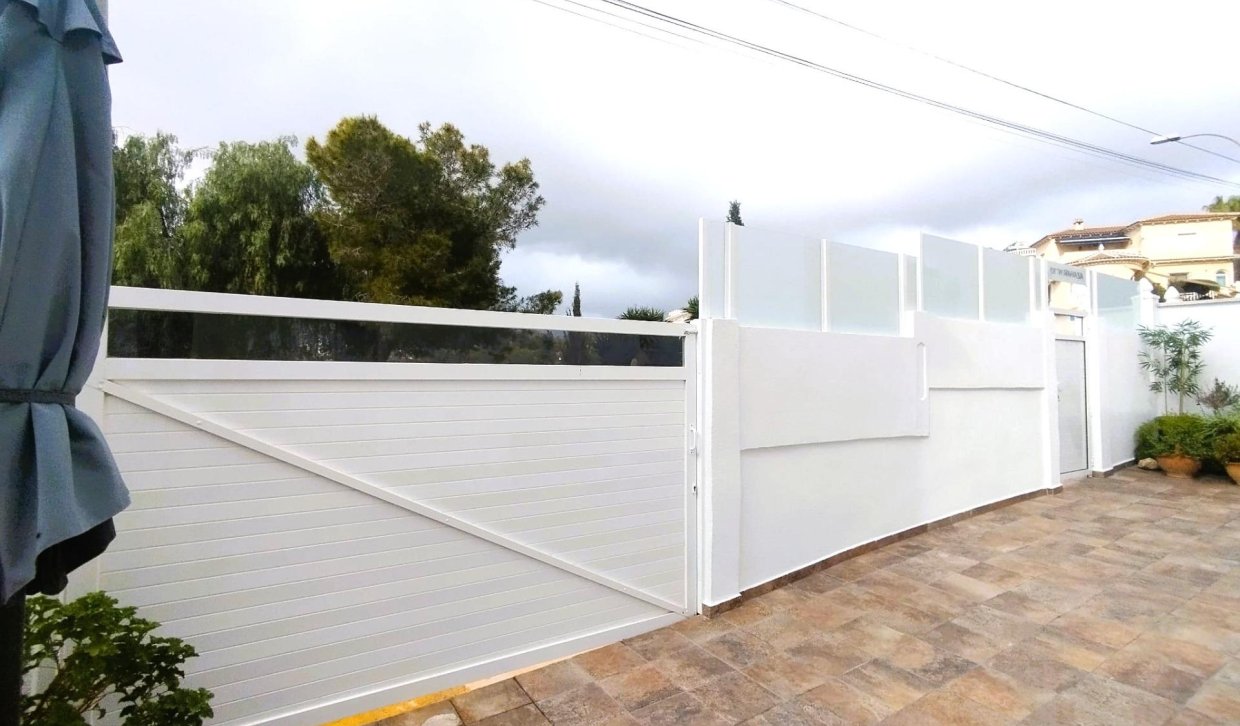 Segunda Mano - Villa - San Miguel de Salinas - Las filipinas