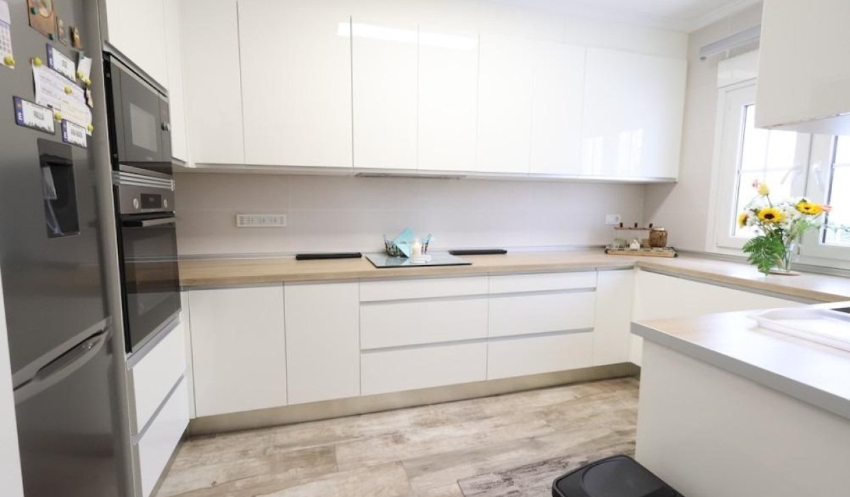 Segunda Mano - Villa - San Miguel de Salinas - Las filipinas