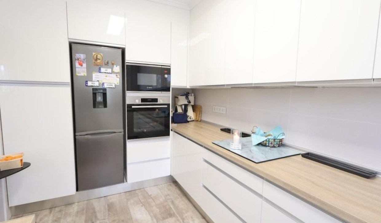 Segunda Mano - Villa - San Miguel de Salinas - Las filipinas