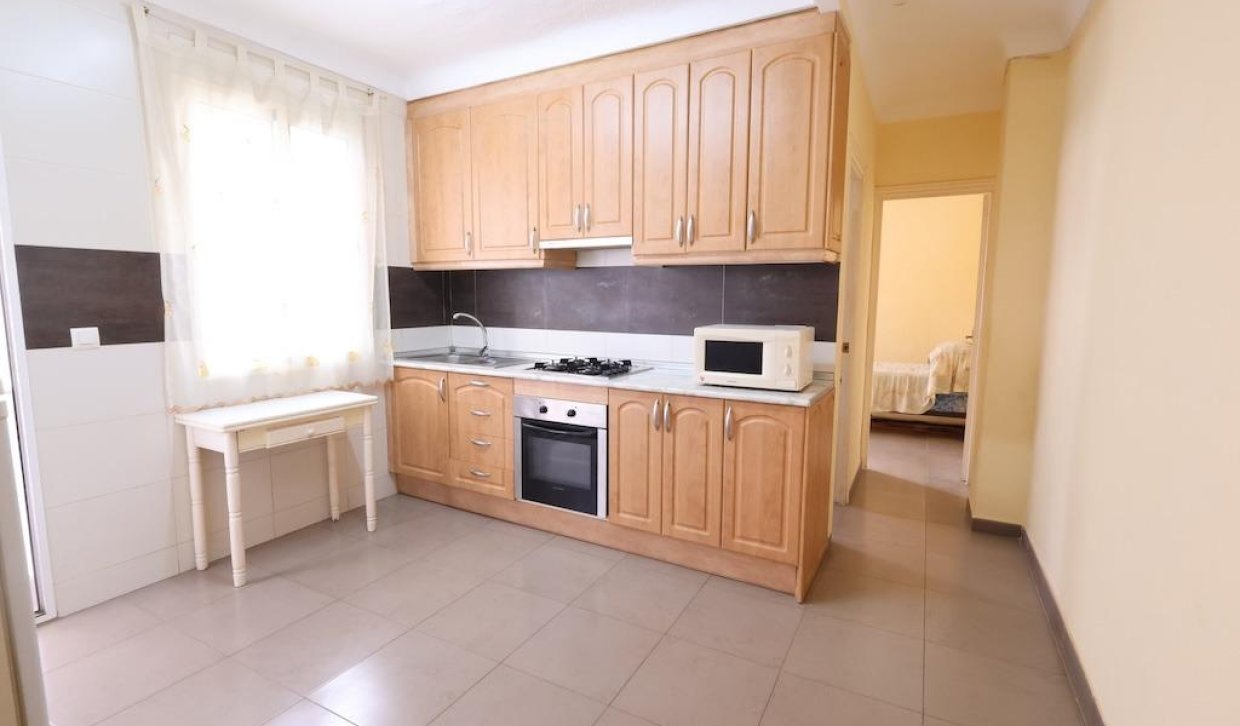 Odsprzedaż - Mieszkanie w bloku - Torrevieja - torrevieja