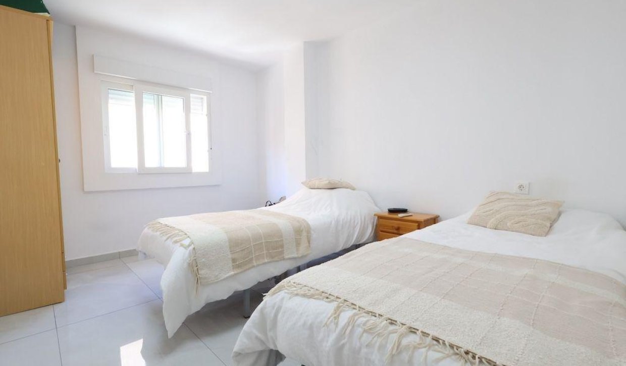 Revente - Appartement - Torrevieja - Acequion