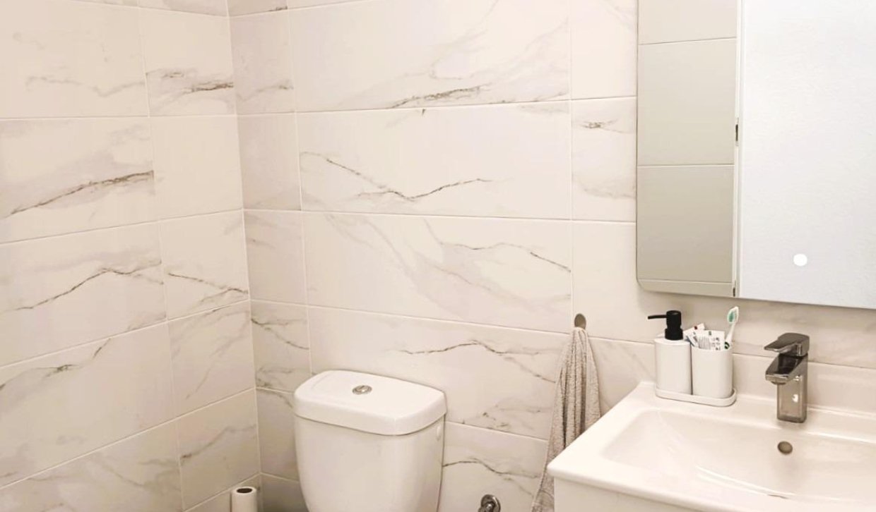 Revente - Appartement - Torrevieja - Acequion
