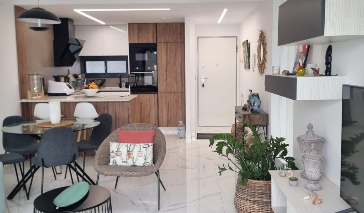 Resale - Upper floor bungalow - Guardamar del Segura - EL RASO