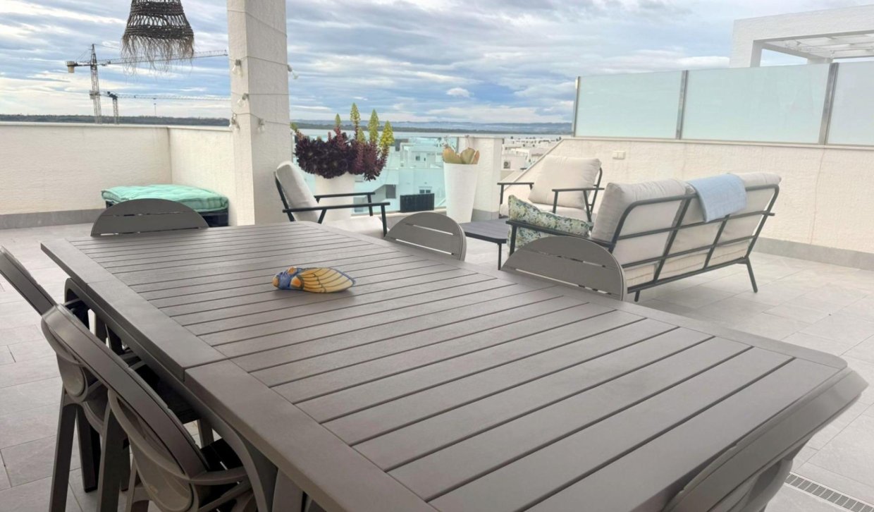 Resale - Upper floor bungalow - Guardamar del Segura - EL RASO