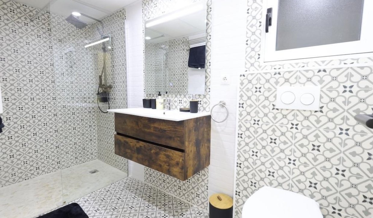 Revente - Appartement - Torrevieja - Centro
