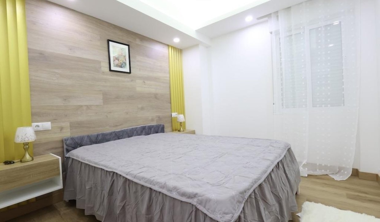 Revente - Appartement - Torrevieja - Centro