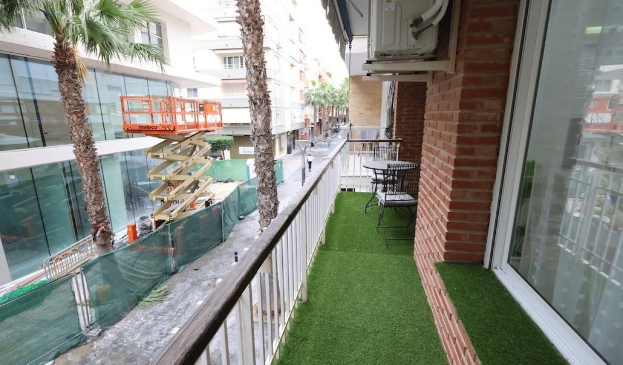 Revente - Appartement - Torrevieja - Centro