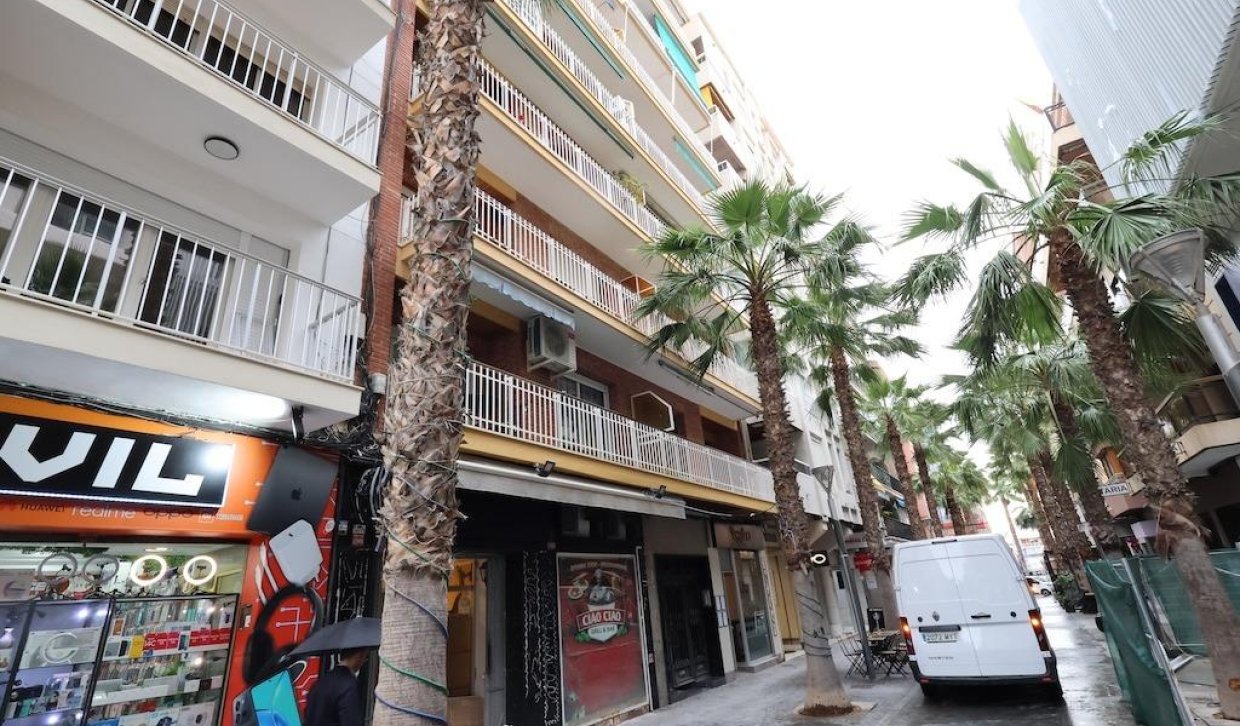 Revente - Appartement - Torrevieja - Centro