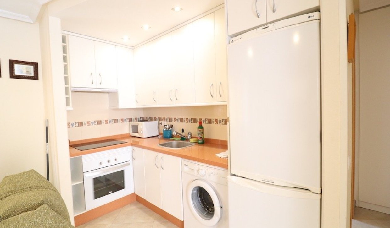Alquiler - Apartamento  - Torrevieja - La Mata