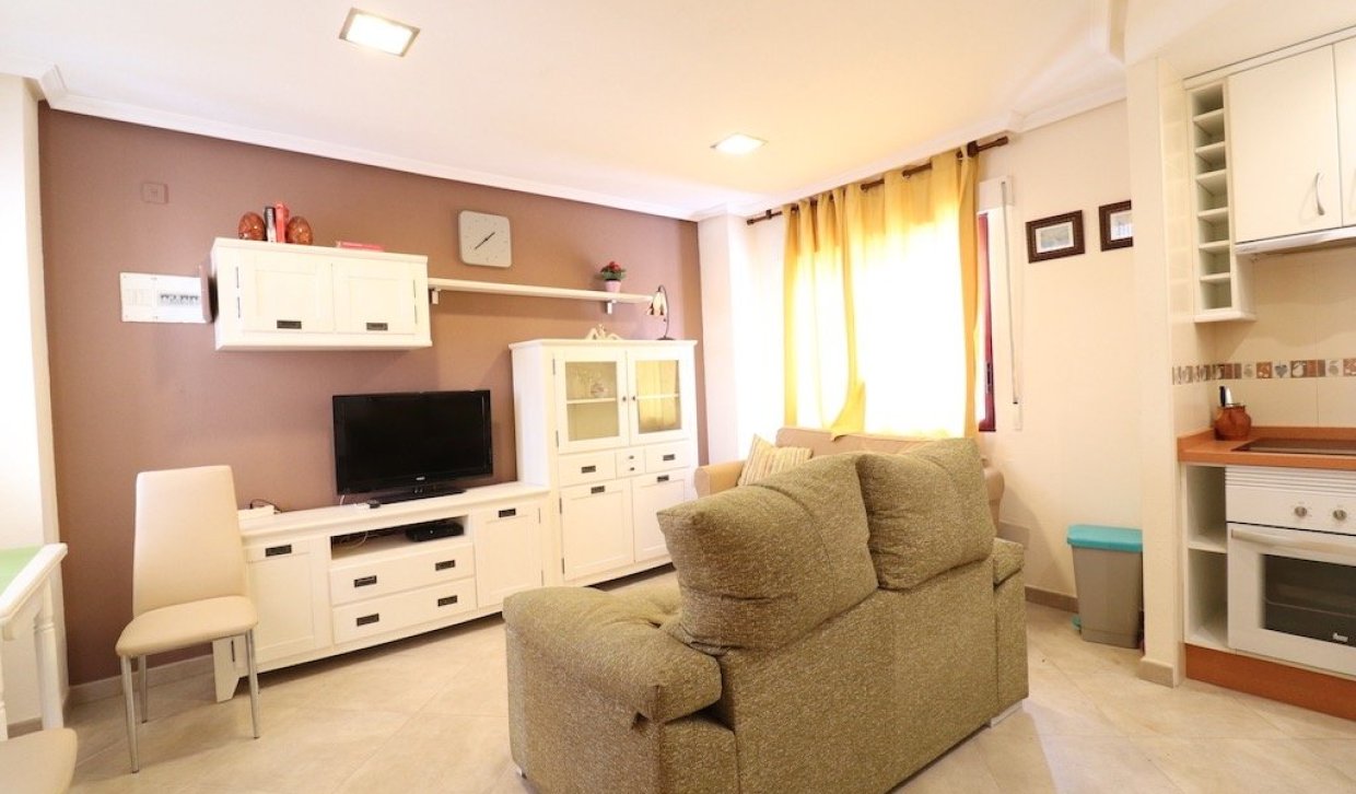 Alquiler - Apartamento  - Torrevieja - La Mata