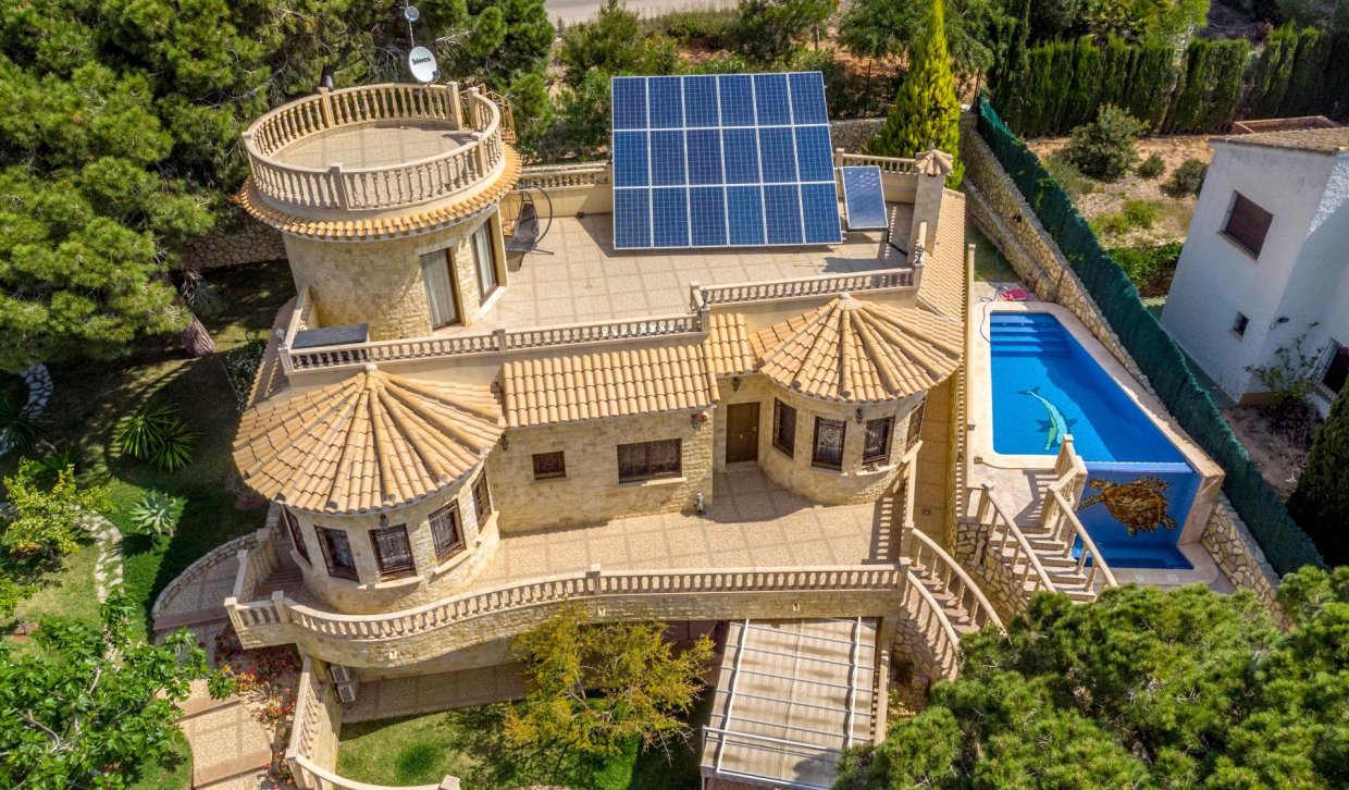Odsprzedaż - Villa - Orihuela Costa - Campoamor