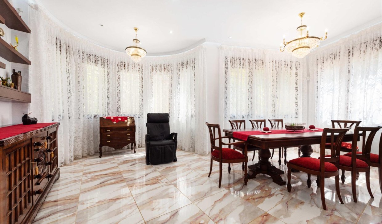 Odsprzedaż - Villa - Orihuela Costa - Campoamor