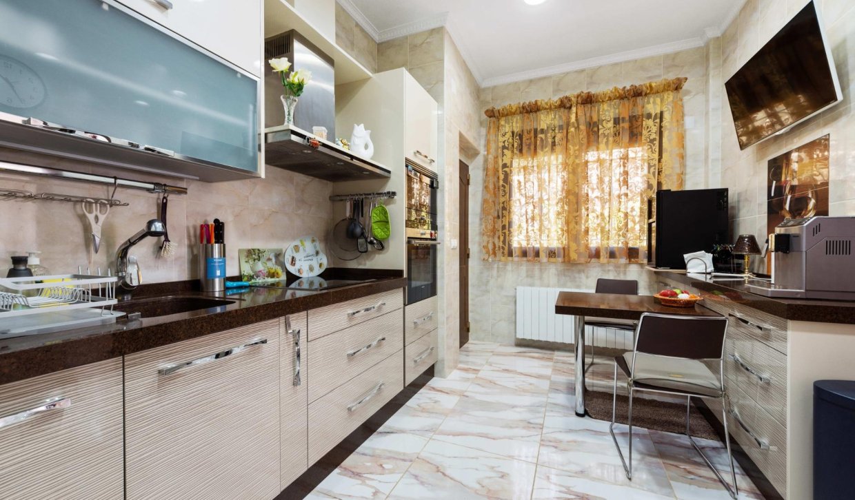 Odsprzedaż - Villa - Orihuela Costa - Campoamor